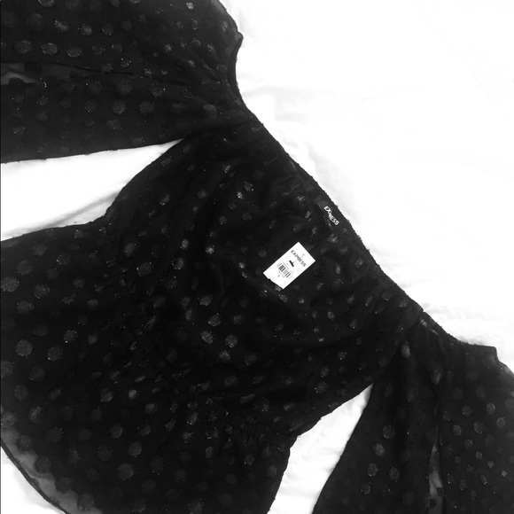 Off the Shoulder Bell Sleeve Top - Picture 4 of 4